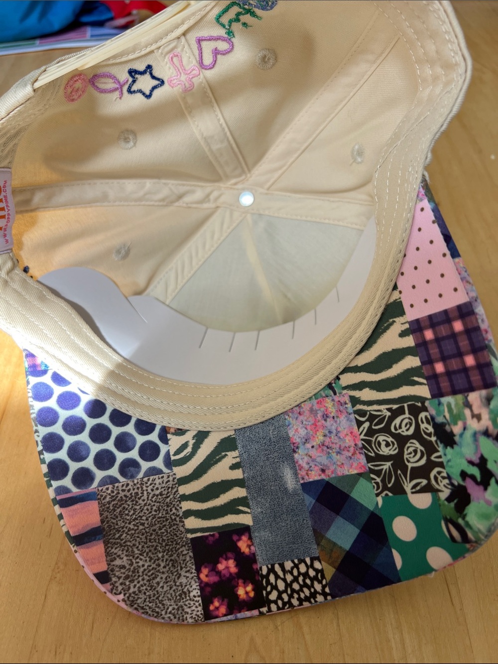 Cream Patchwork Brim Baseball Hat with Multicolor Embroidery - Picture 4 of 5